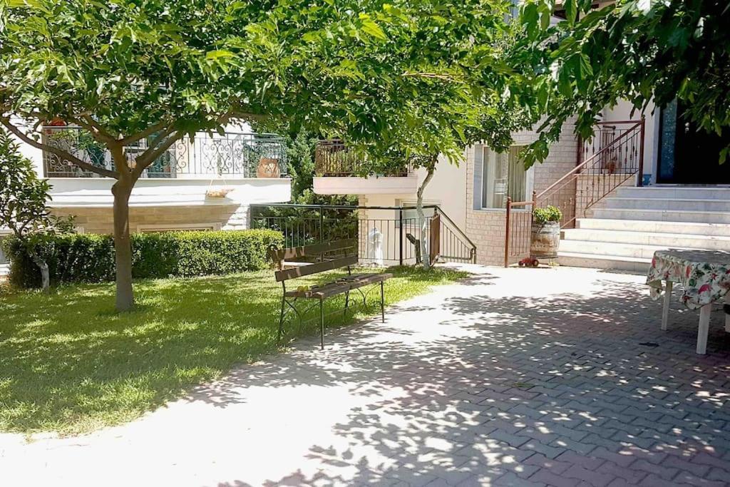Family Garden Apartment Nea Michaniona Exterior photo